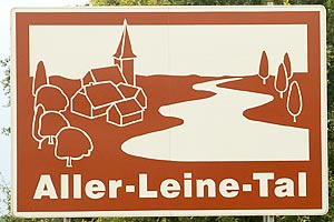 Touristisches Hinweisschild A7 Aller-Leine-Tal