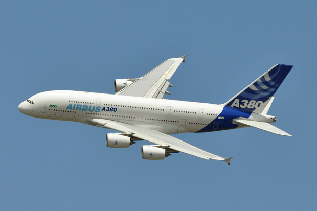 Berlin ILA 2010, Airbus A380 im Vorbeiflug