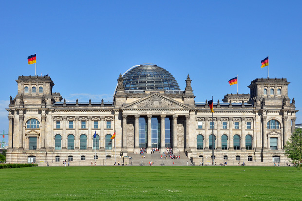 Berlin, Reichstagsgebäude, seit 1999 Sitz des Deutschen Bundestages