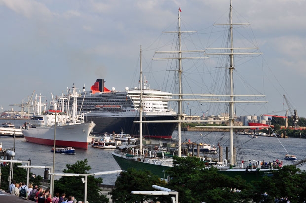 20. Hamburg-Besuch der Queen Mary 2