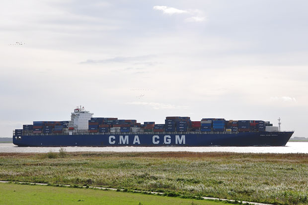Containerschiff CMA CGM MEDEA