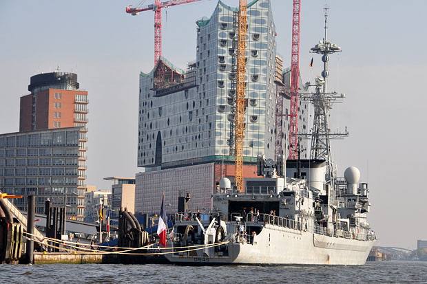 Fregatte LATOUCHE TREVILLE (D646) in Hamburg