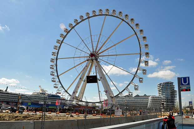 Hamburg 60 m Riesenrad wieder in der Hafencity