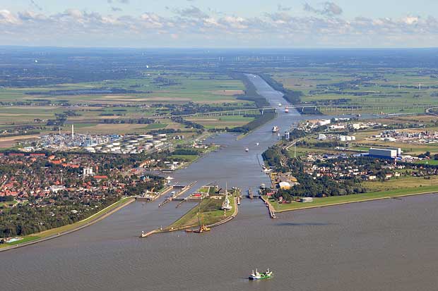 Luftbild Brunsbüttel Nord-Ostsee-Kanal